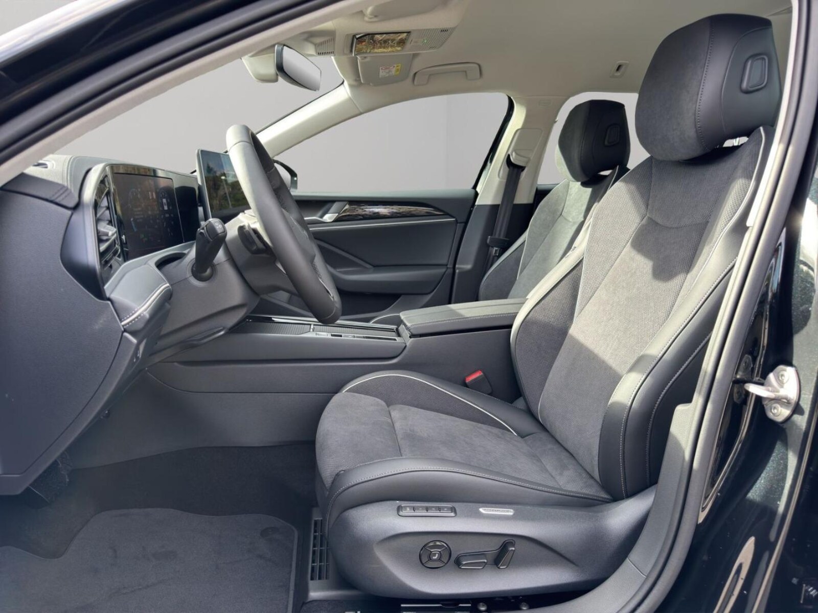 Volkswagen Passat – Bild 9