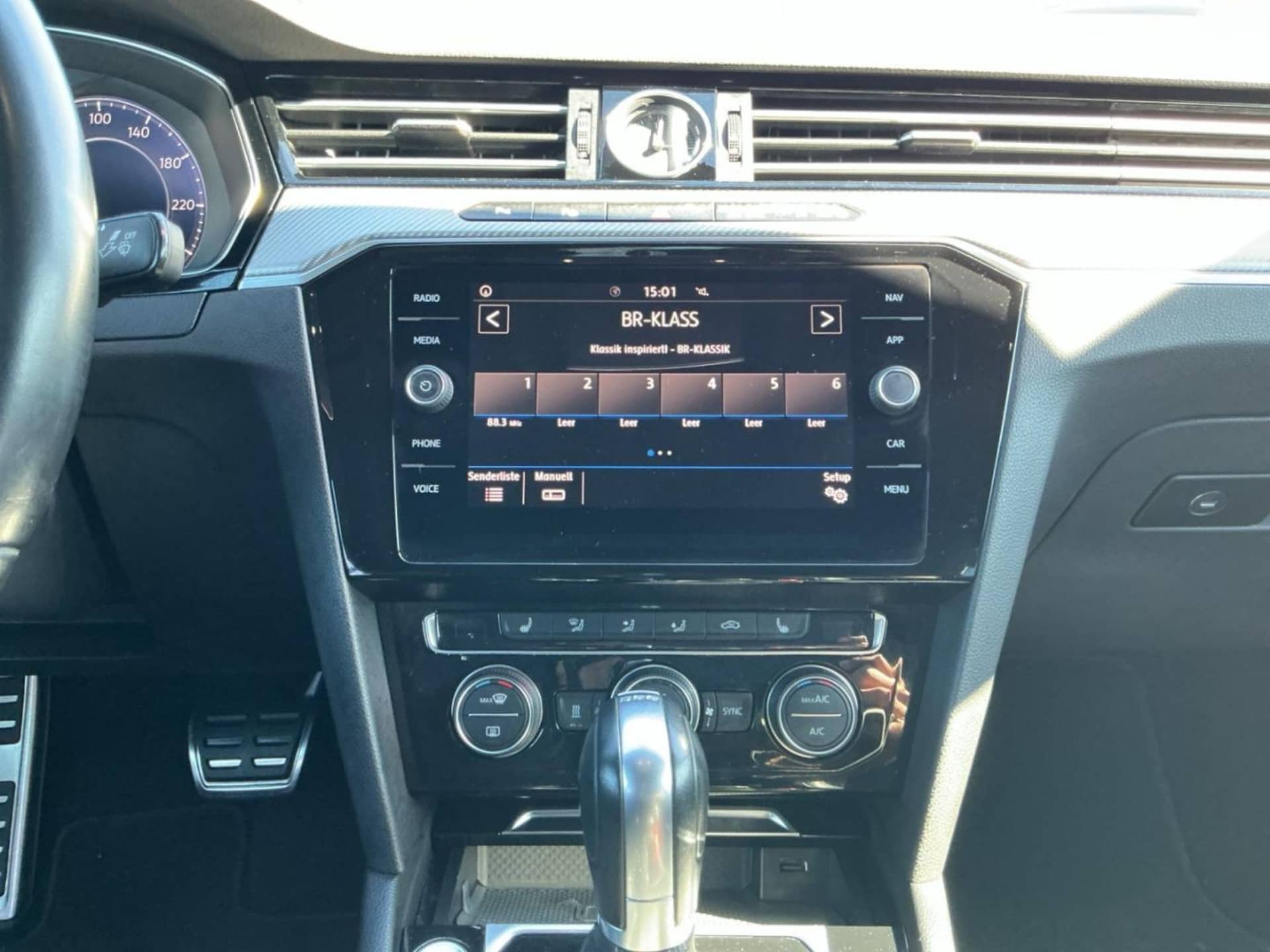 Volkswagen Arteon R-Line