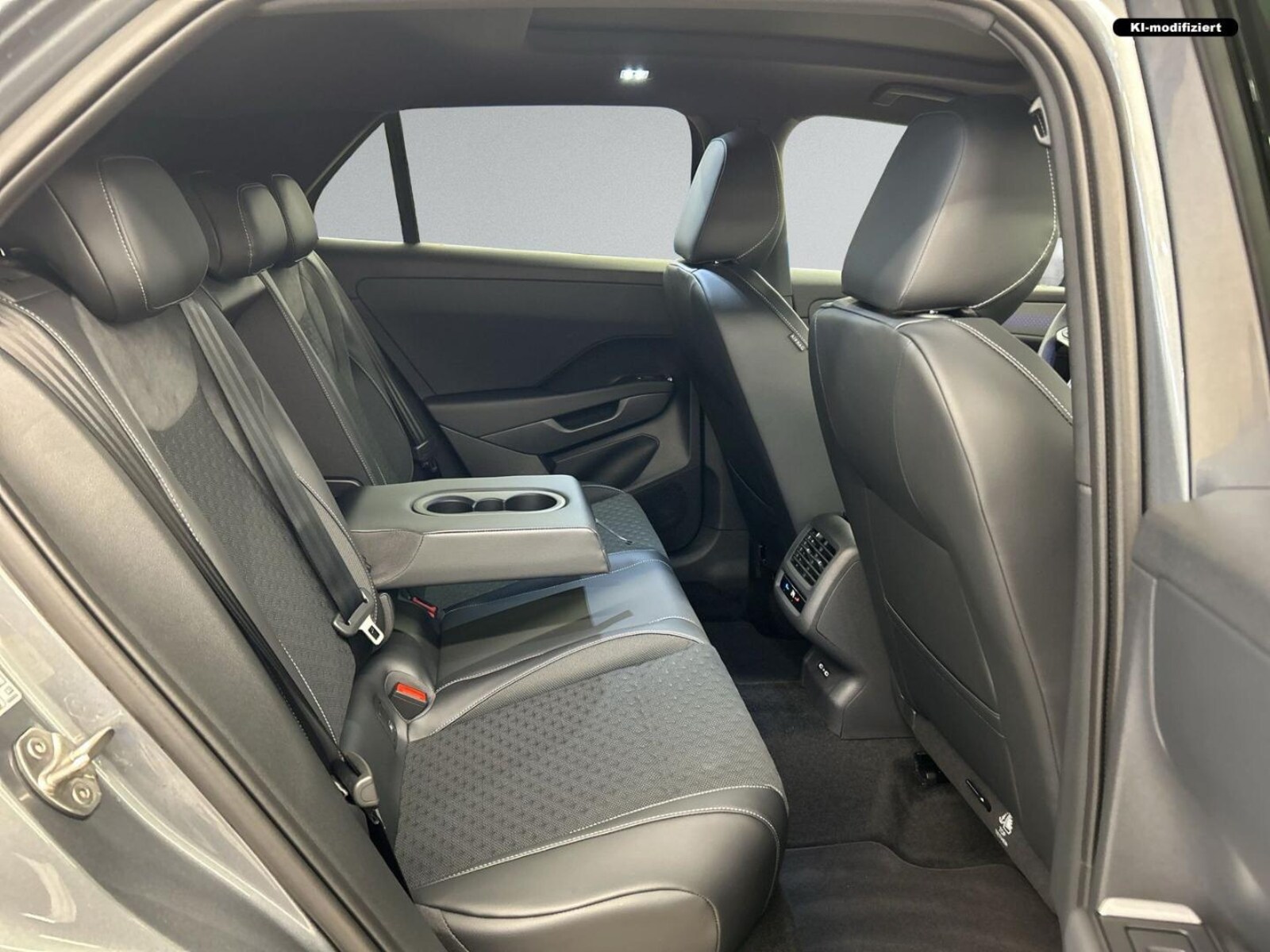Volkswagen T-Roc – Bild 12