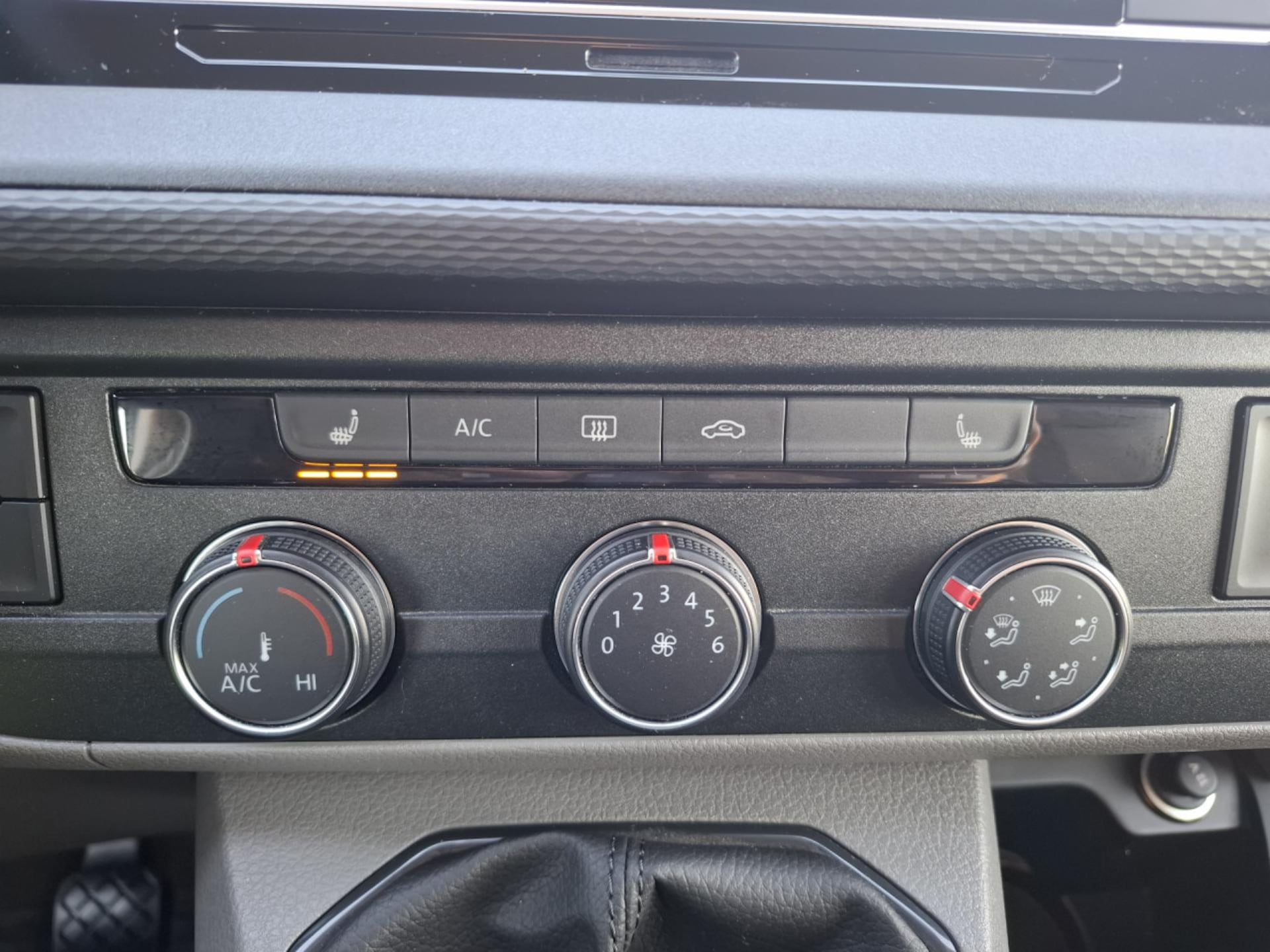 Volkswagen T6.1 Transporter Kombi kurzer Radstand
