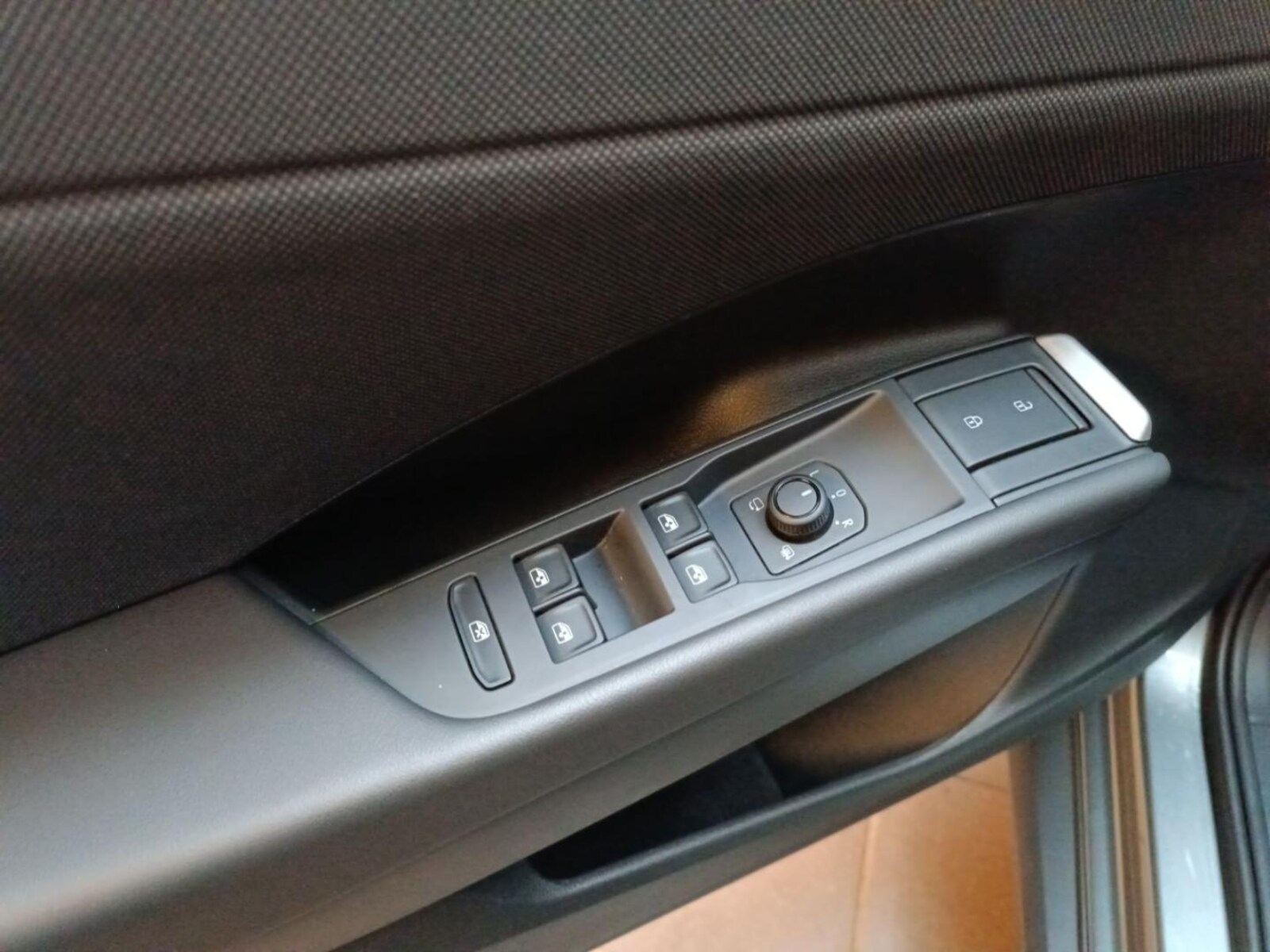 Volkswagen T-Roc – Bild 8