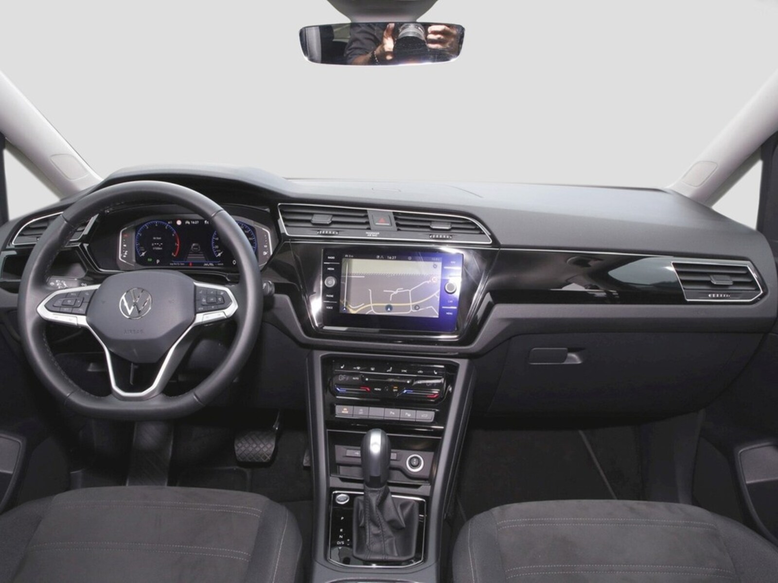 Volkswagen Touran – Bild 13