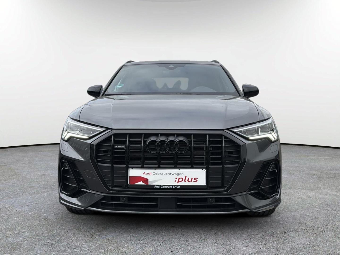 Bild über Audi Q3 TFSI quattro 140 kW S tronic - für weitere Informationen kontaktieren Sie den Audi Partner
