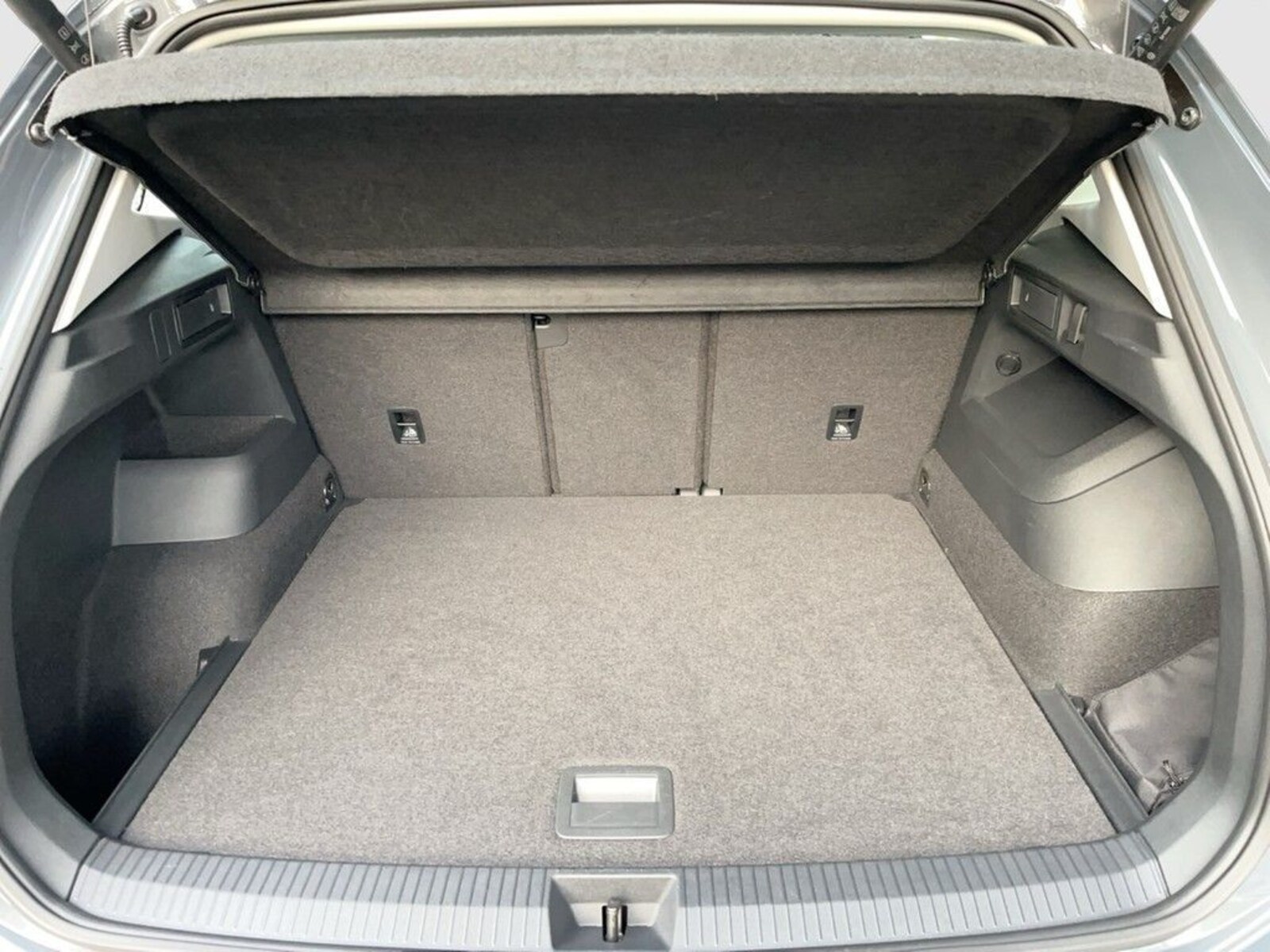 Volkswagen Tiguan – Bild 12