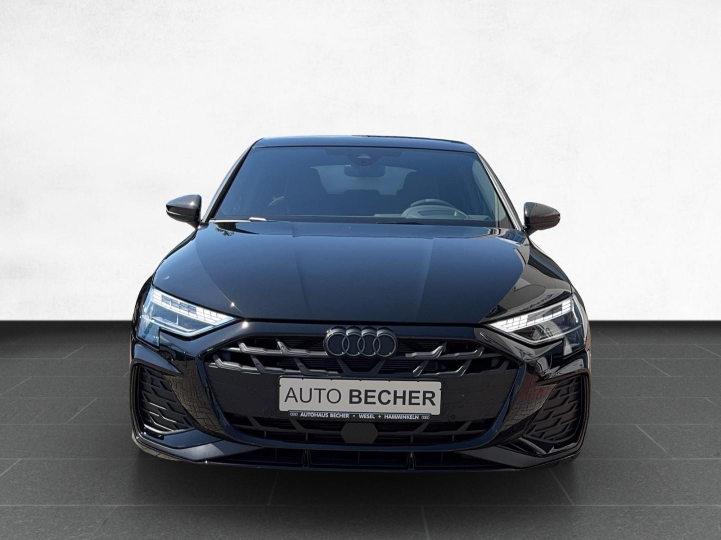 Bild über Audi A3 Sportback S line 35 TFSI S tronic - für weitere Informationen kontaktieren Sie den Audi Partner