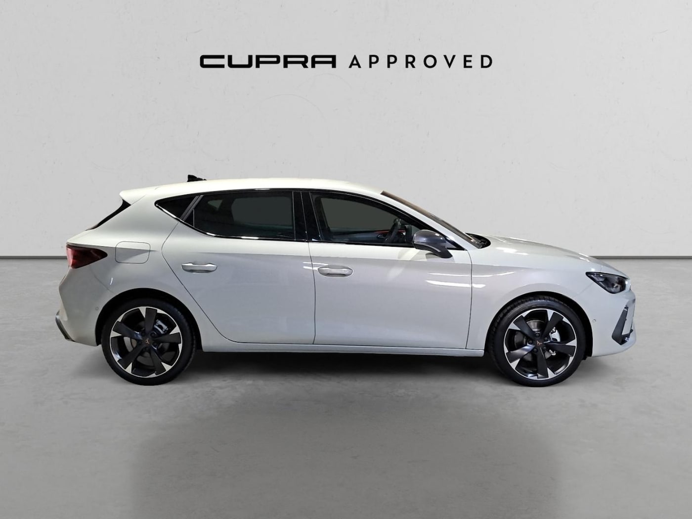 CUPRA Leon León 1.5 TSI e-Hybrid DSG 150 kW (204 CV) — photo 3