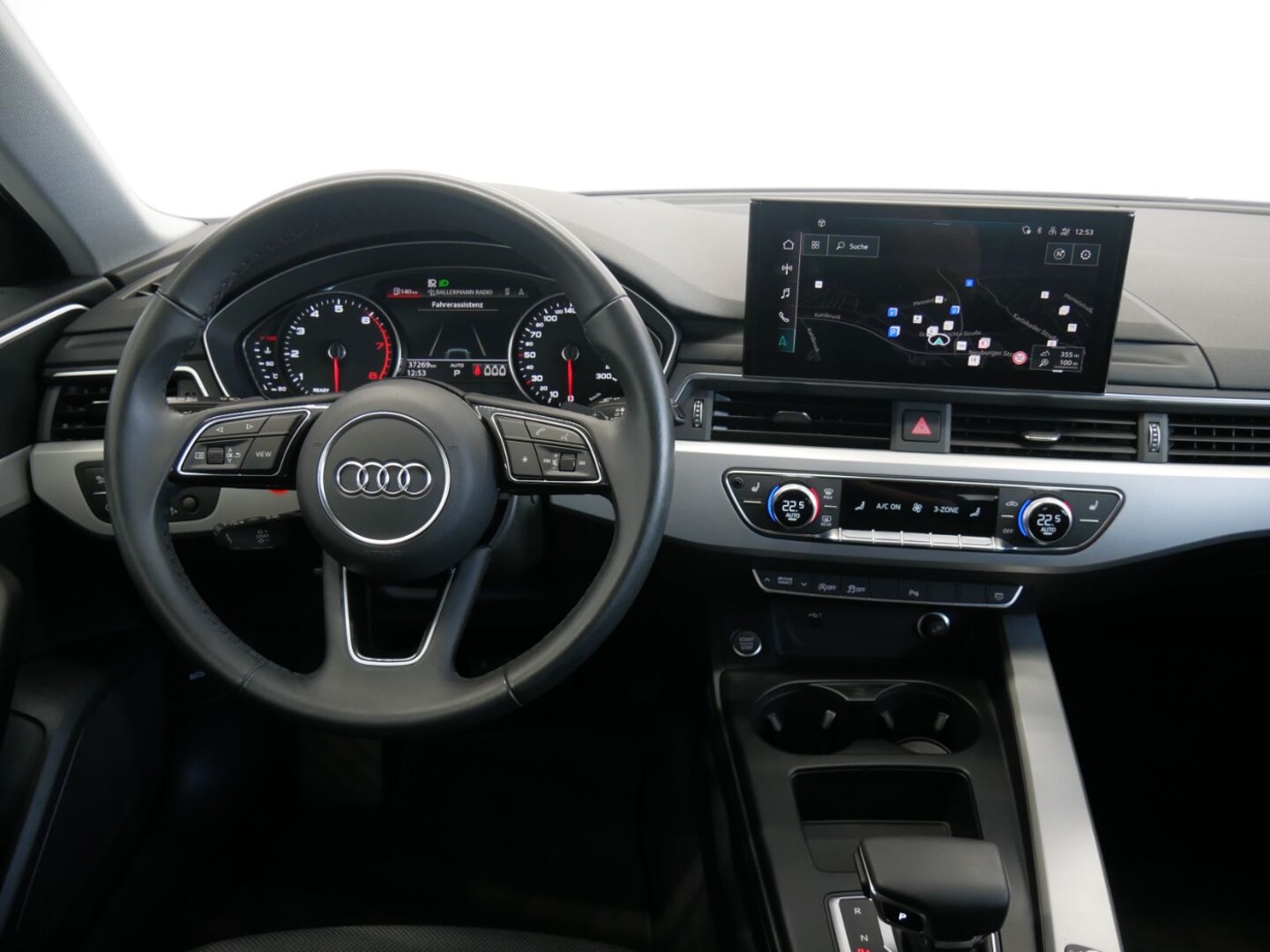 Bild über Audi A4 Avant S line 40 TFSI quattro S tronic - für weitere Informationen kontaktieren Sie den Audi Partner