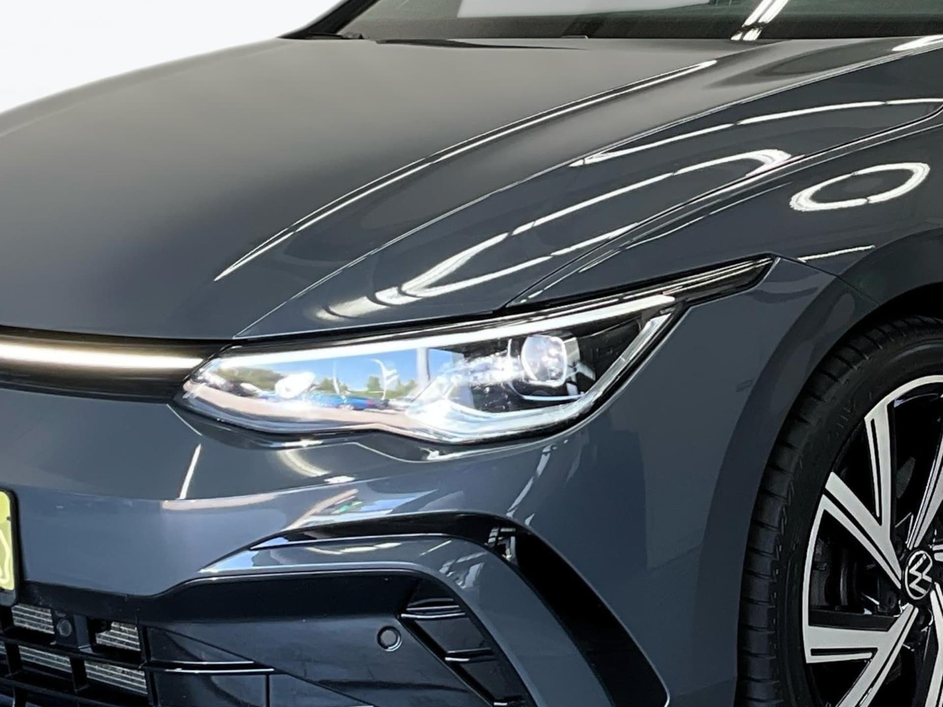 Volkswagen Golf R-Line