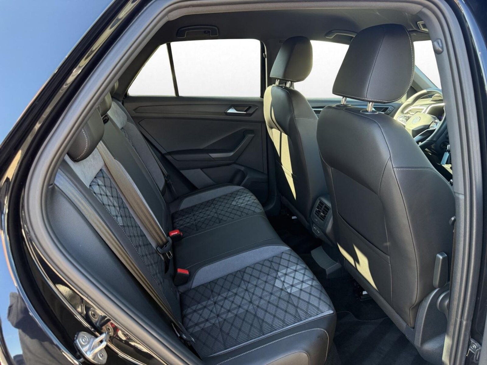 Volkswagen T-Roc – Bild 16
