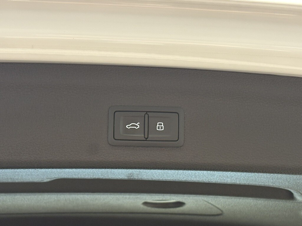 Image about Audi Q3 TFSI e Q3 45 TFSI e Proline 245 hk S tronic