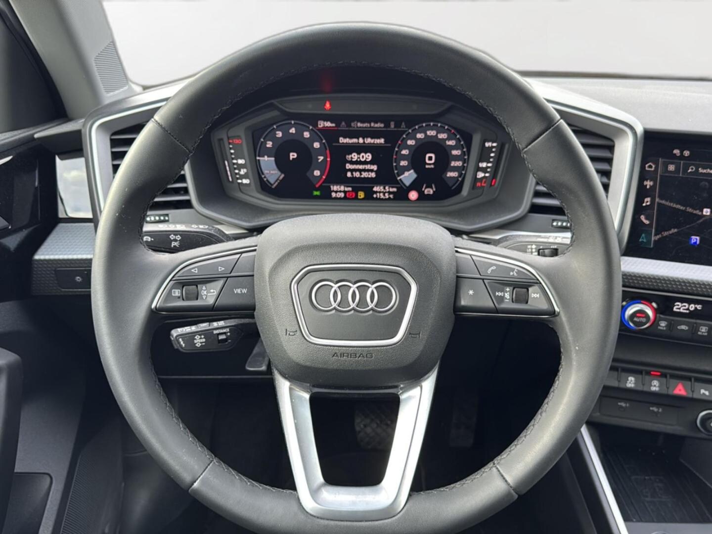 Bild über Audi A1 Sportback S line 25 TFSI S tronic - für weitere Informationen kontaktieren Sie den Audi Partner