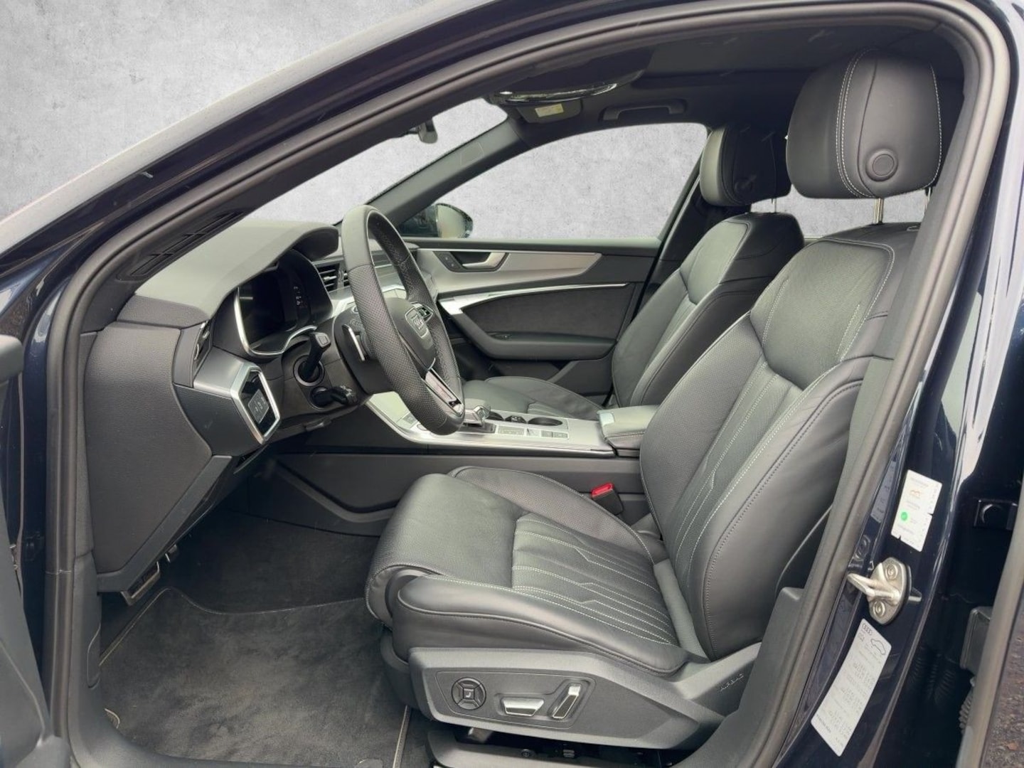 Bild über Audi S6 Avant TDI quattro tiptronic - für weitere Informationen kontaktieren Sie den Audi Partner