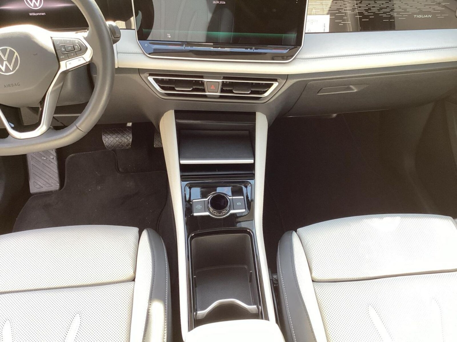 Volkswagen Tiguan – Bild 12