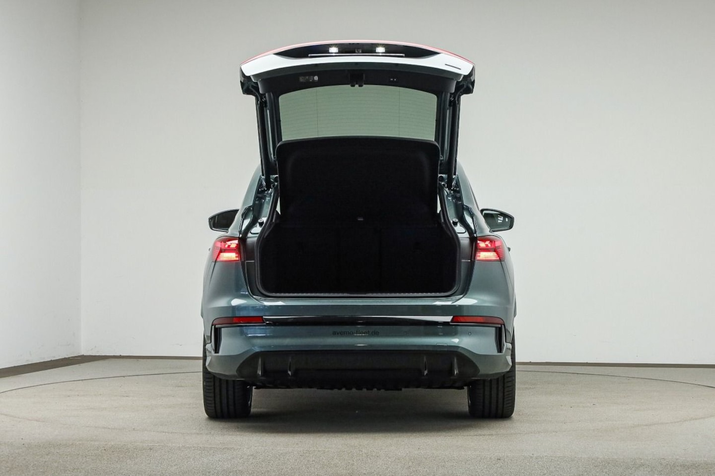 Bild über Audi Q4 Sportback e-tron e-tron quattro performance 250 kW - für weitere Informationen kontaktieren Sie den Audi Partner