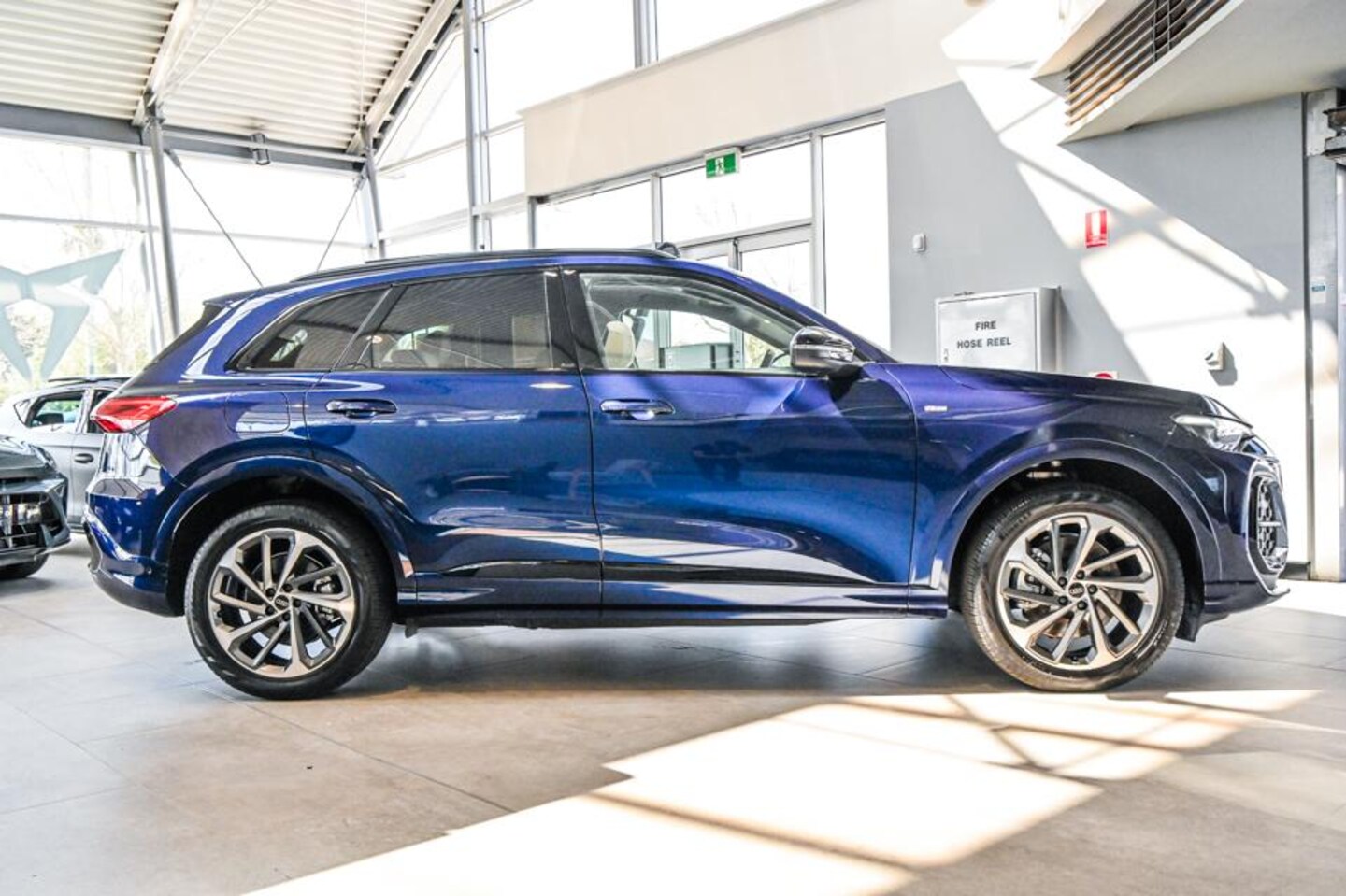 Image about Audi Q5 SUV TDI quattro 150 kW
