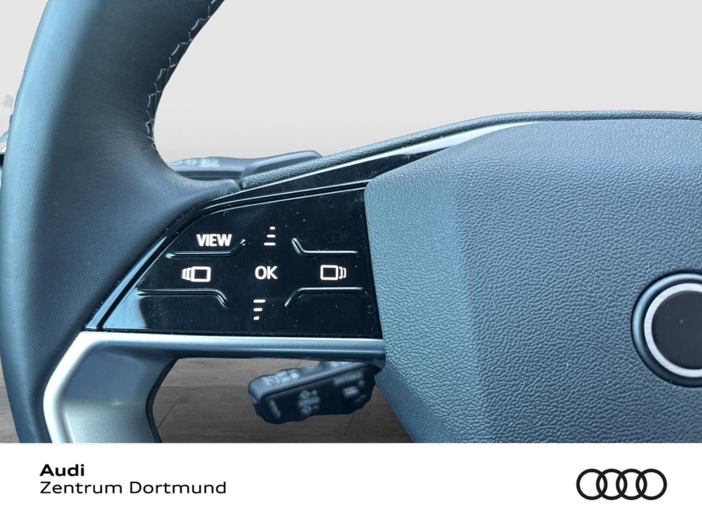 Bild über Audi A5 Avant e-hybrid e-hybrid quattro 220 kW S tronic - für weitere Informationen kontaktieren Sie den Audi Partner