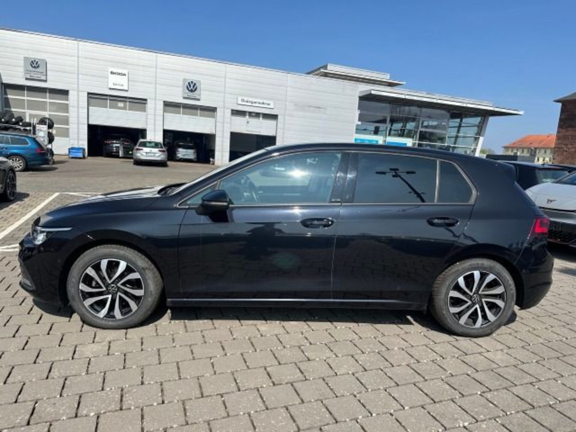 Volkswagen Golf Active