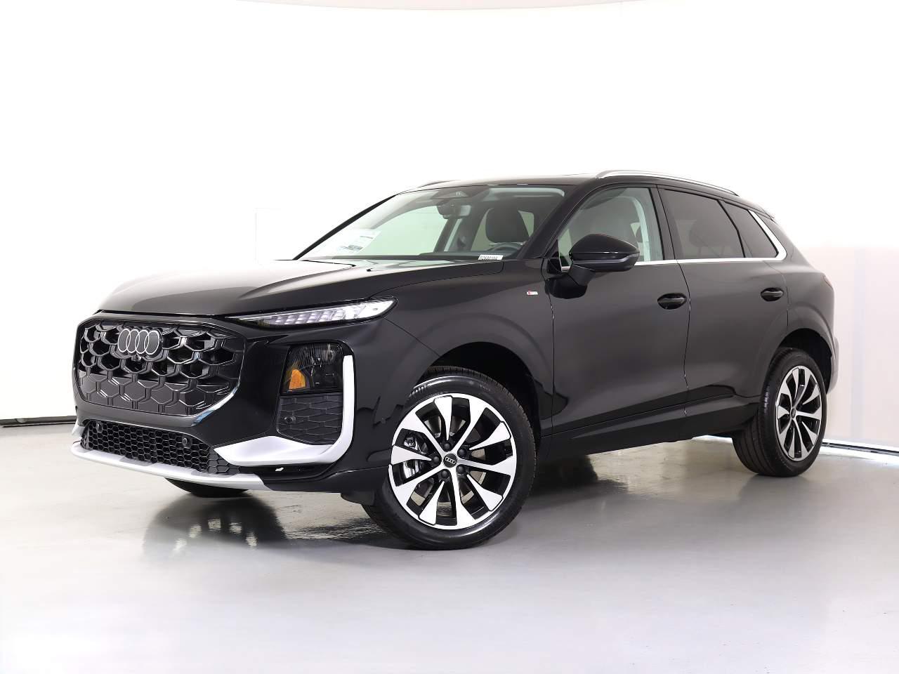 2026 Audi Q3 S line quattro's photo