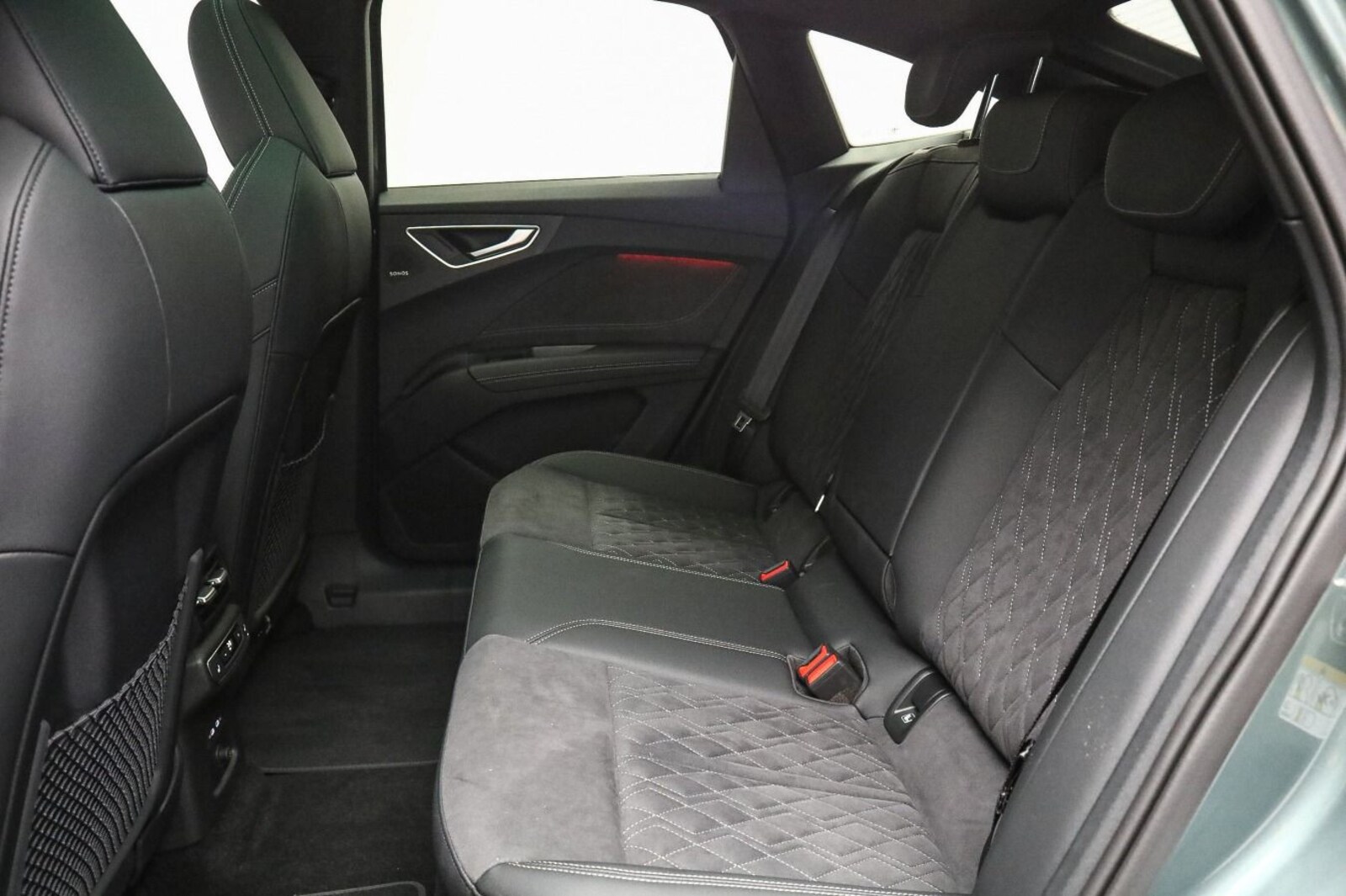 Audi Q4 Sportback e-tron – Bild 9
