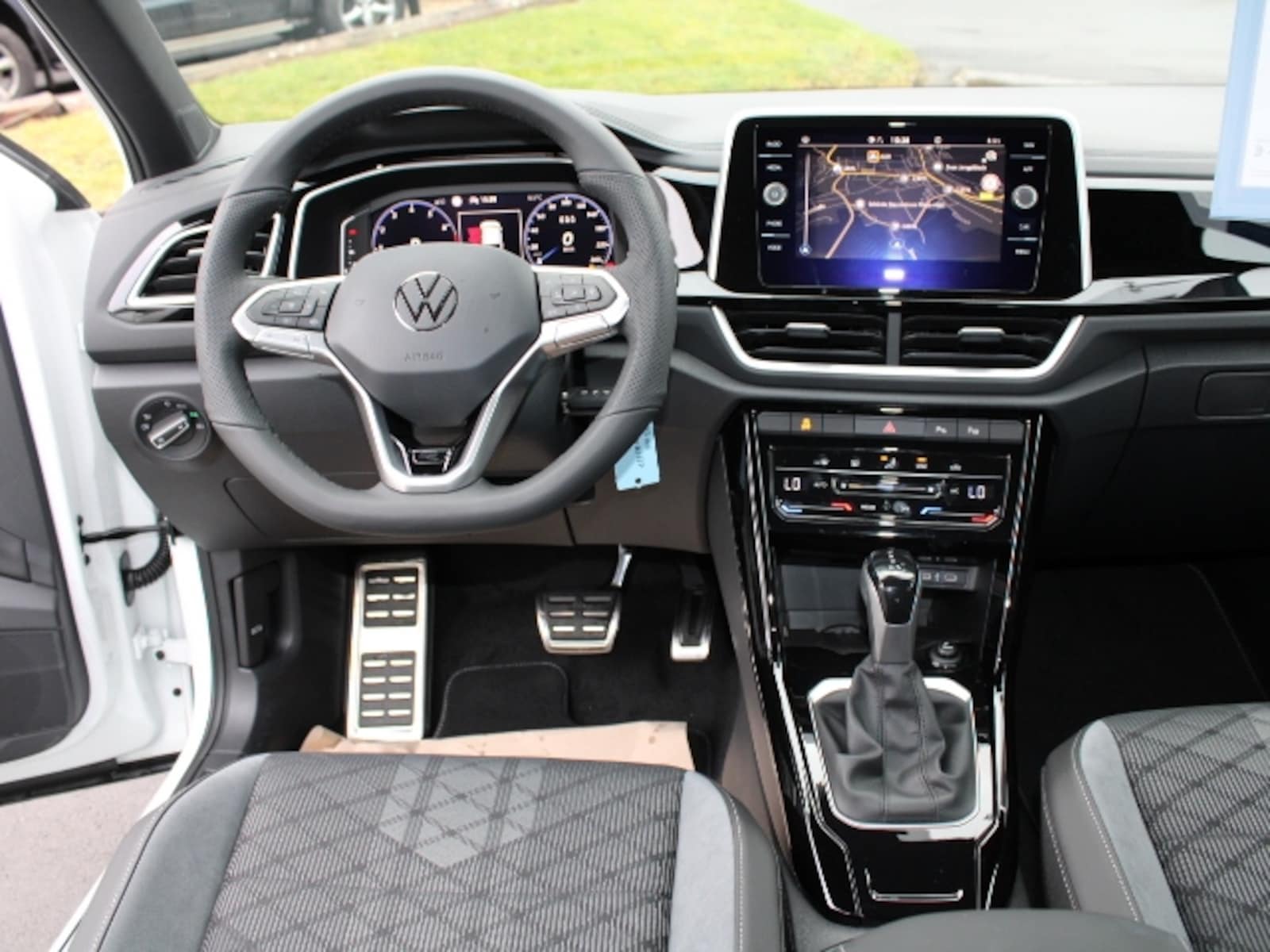 Volkswagen T-Roc – Bild 12