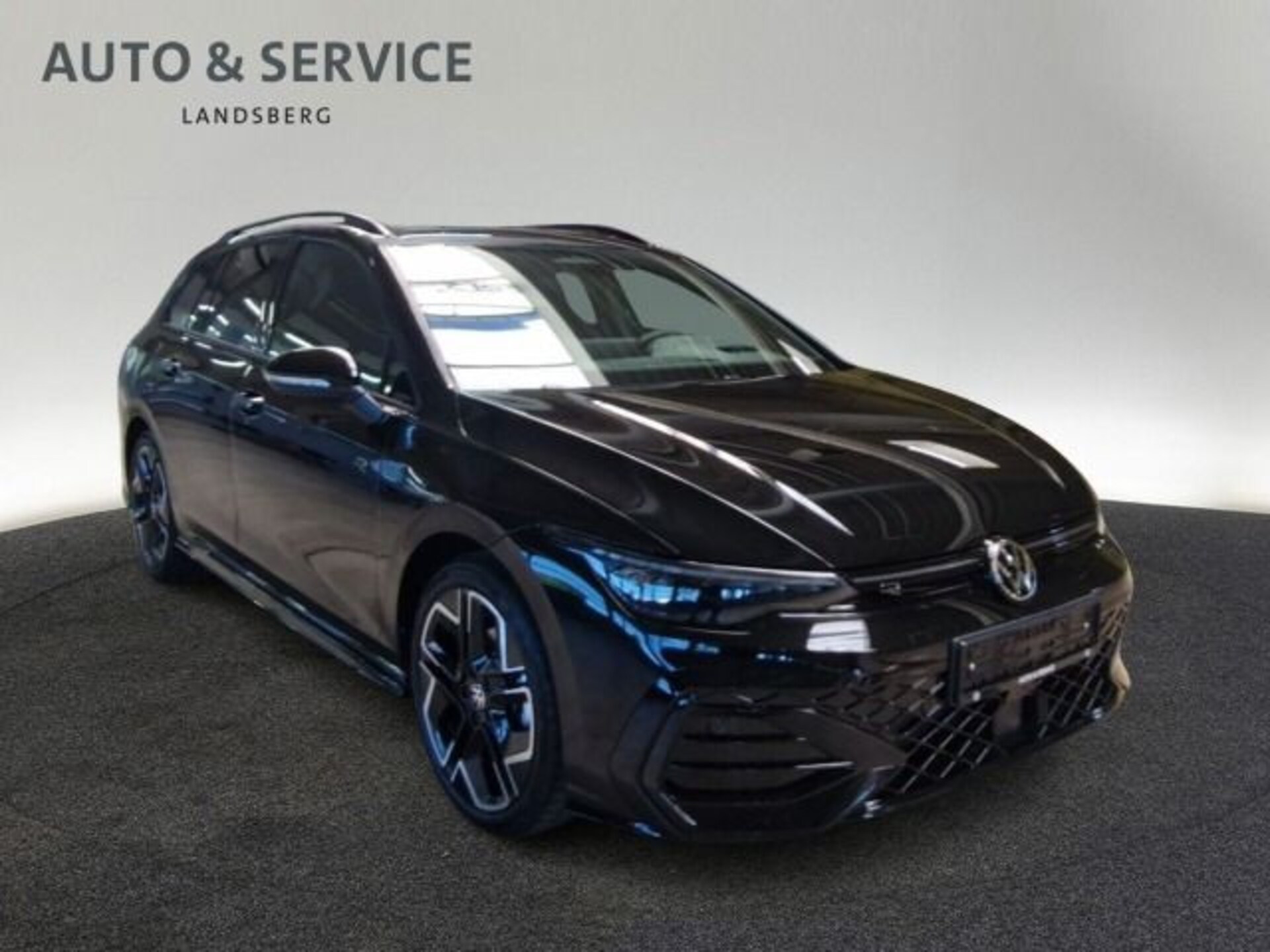 Volkswagen Golf Variant R-Line
