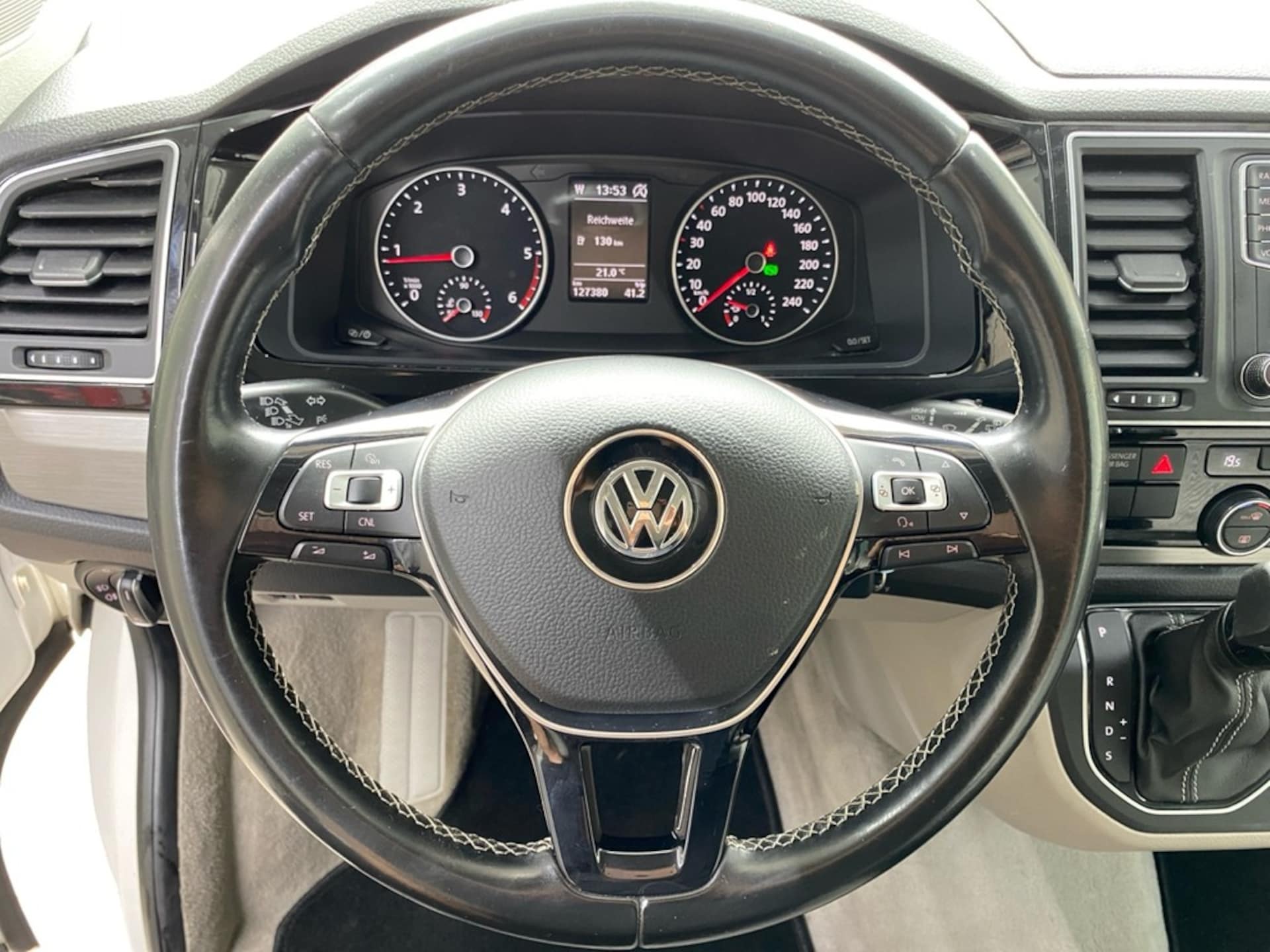 Volkswagen T6 California Beach