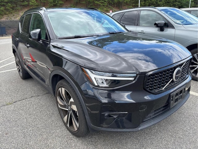 2023 Volvo XC40