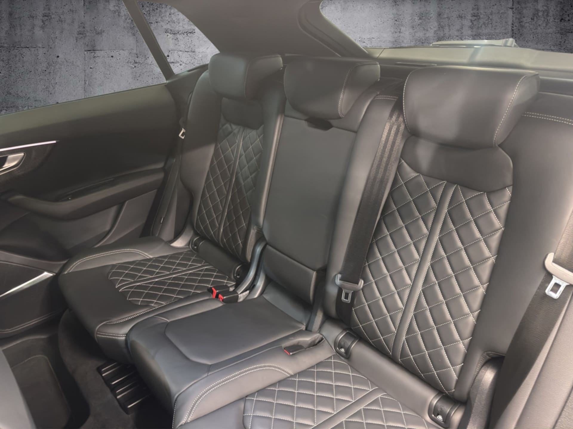 Audi SQ8 SUV