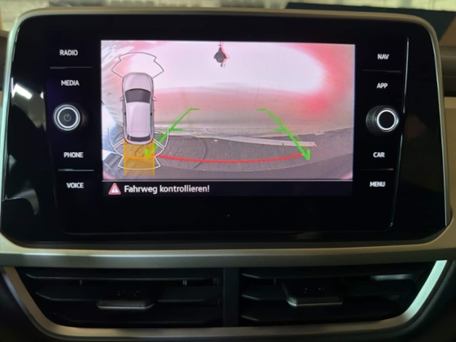 Volkswagen T-Roc – Bild 13