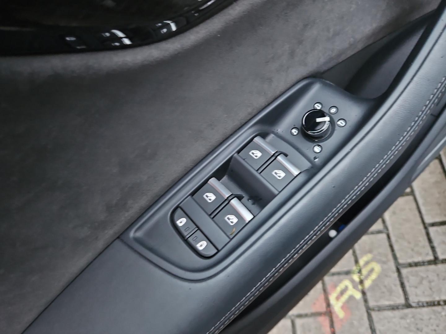 Image about Audi RS Q8 TFSI quattro tiptronic