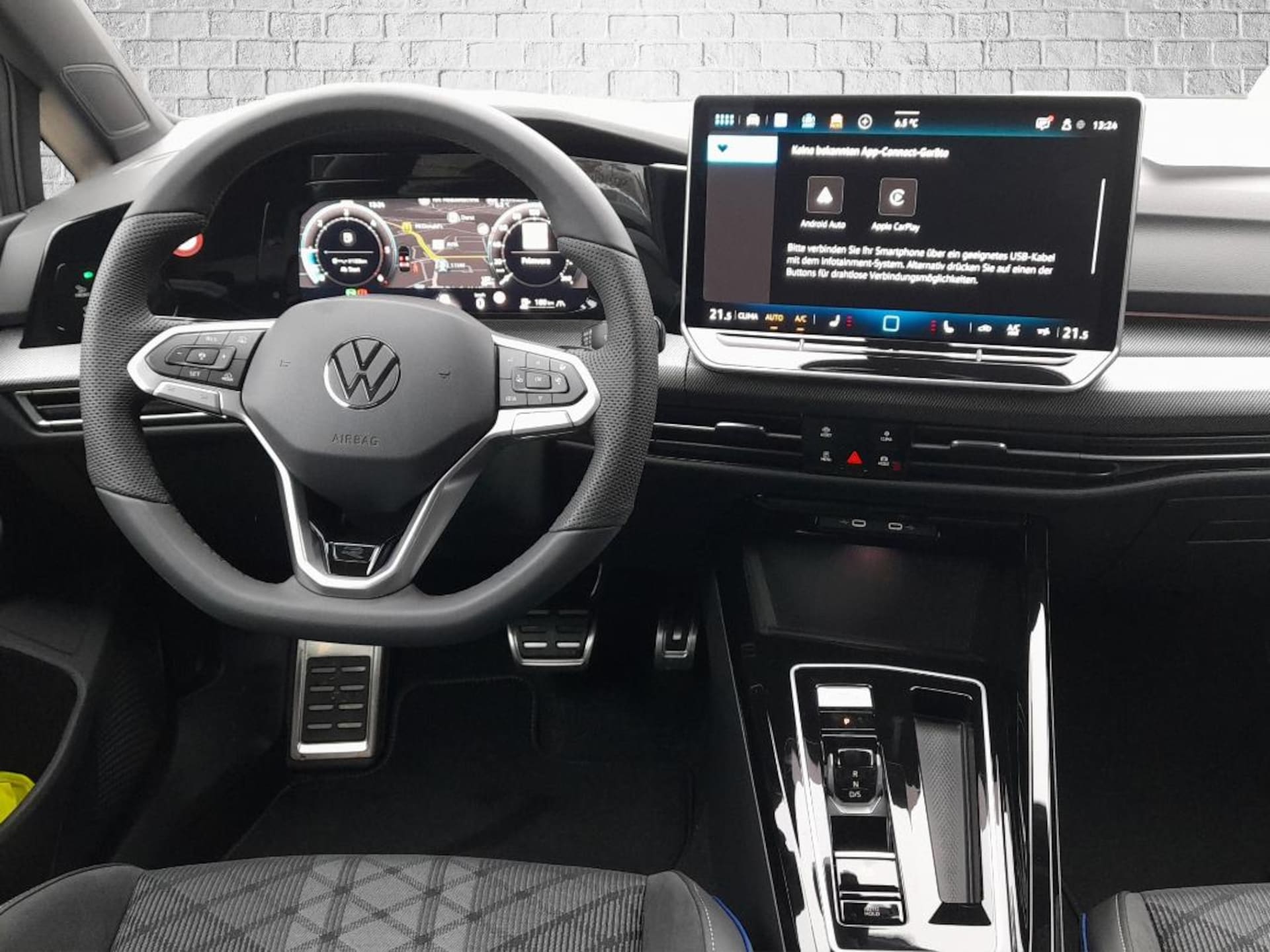 Volkswagen Golf R-Line
