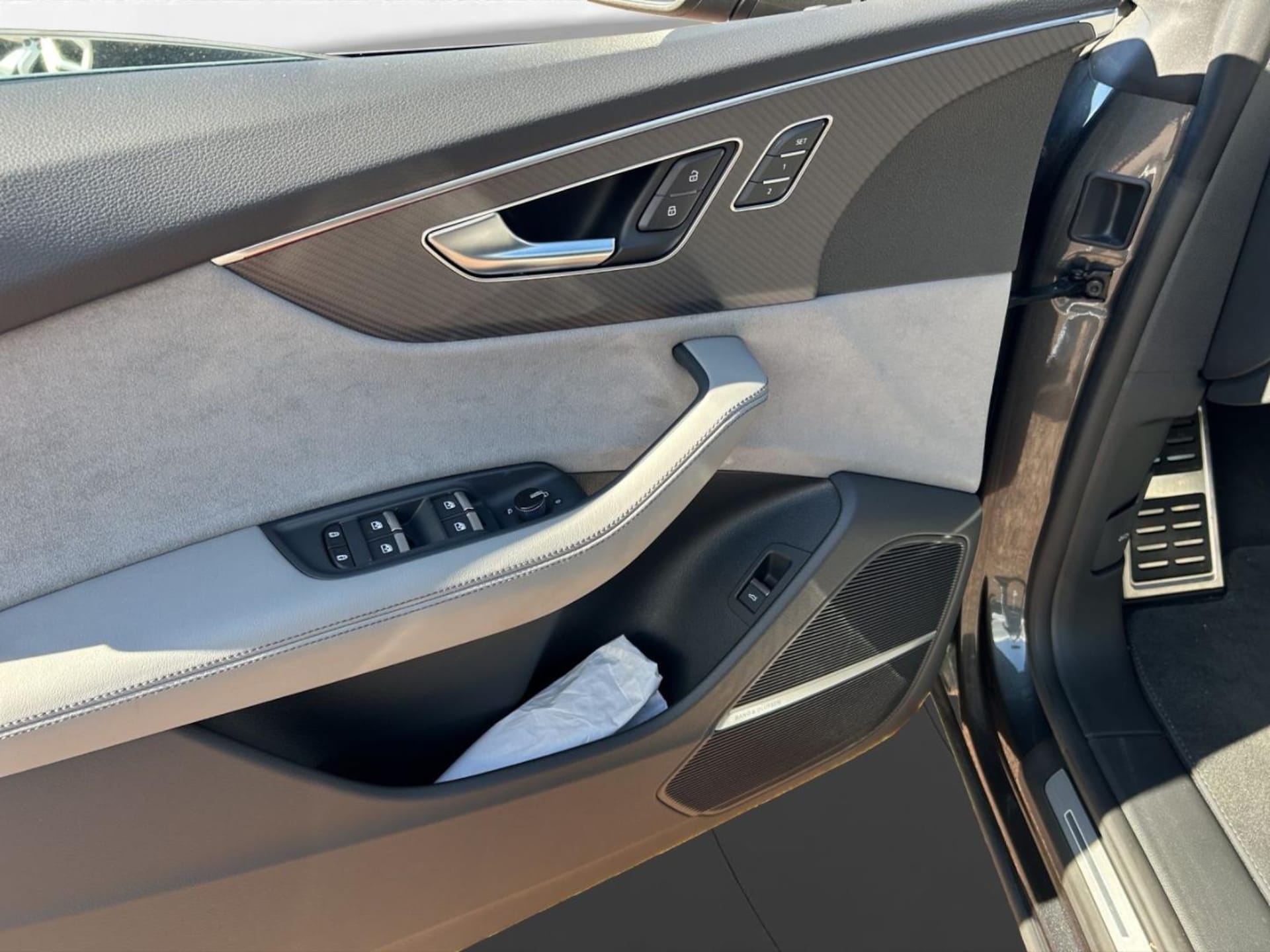 Audi SQ8 SUV