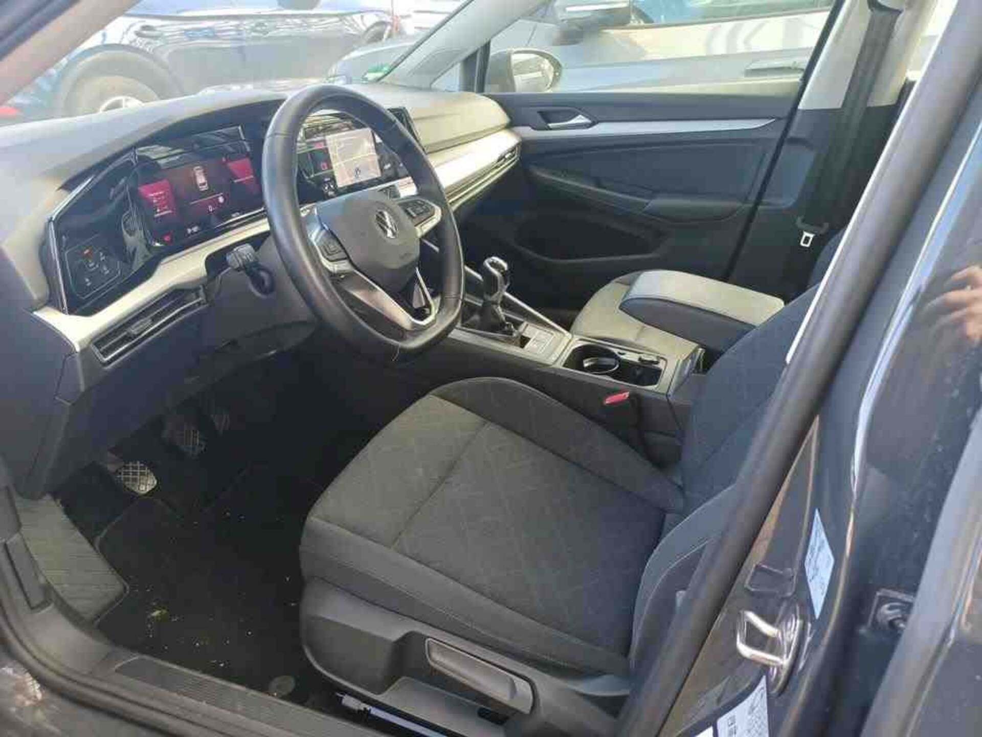 Volkswagen Golf Variant Life