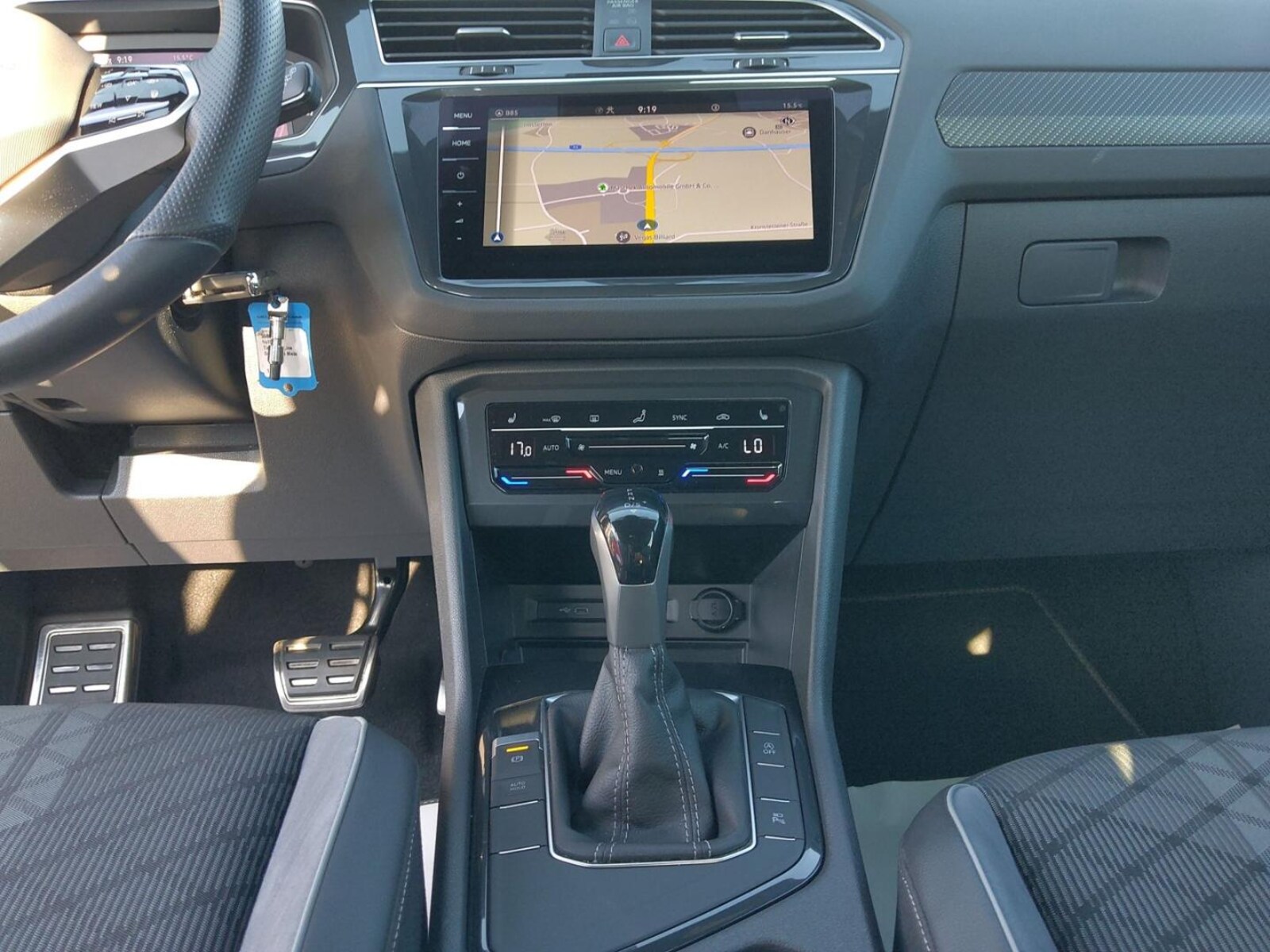Volkswagen Tiguan – Bild 15