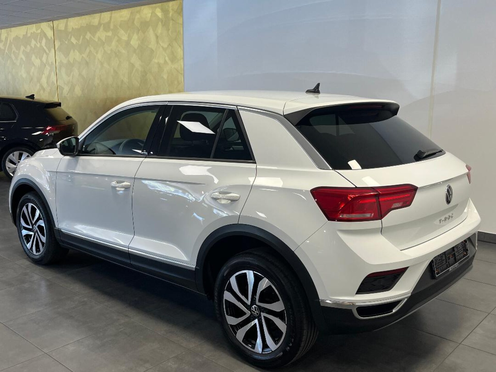 Volkswagen T-Roc Active