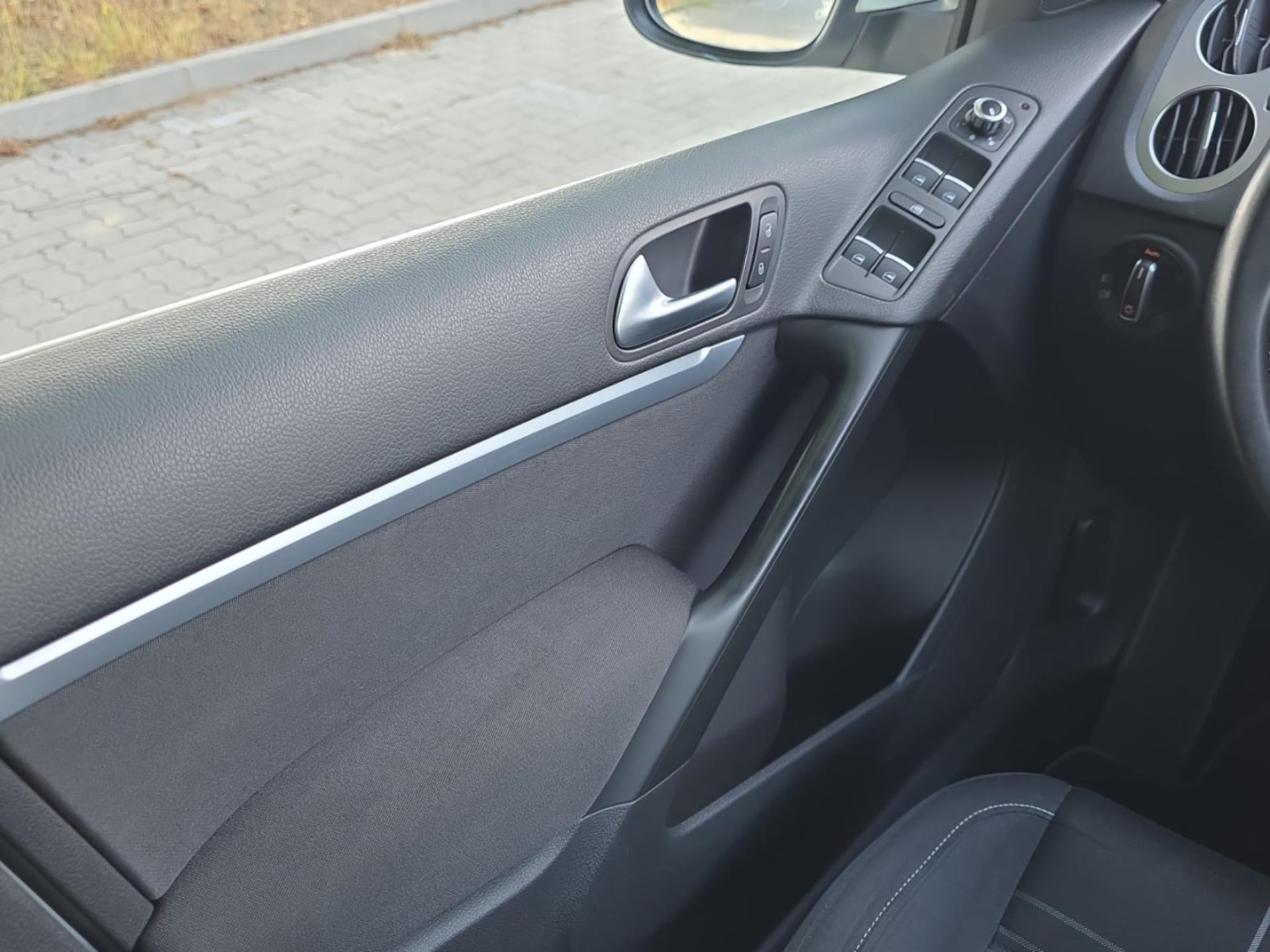 Volkswagen Tiguan LOUNGE Sport & Style