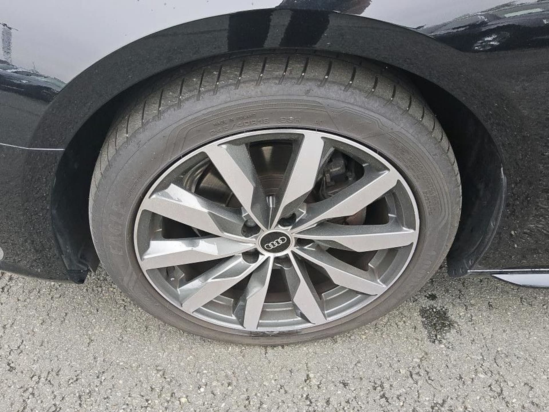 Audi A4 Avant S line