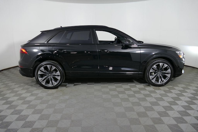 2026 Audi Q8