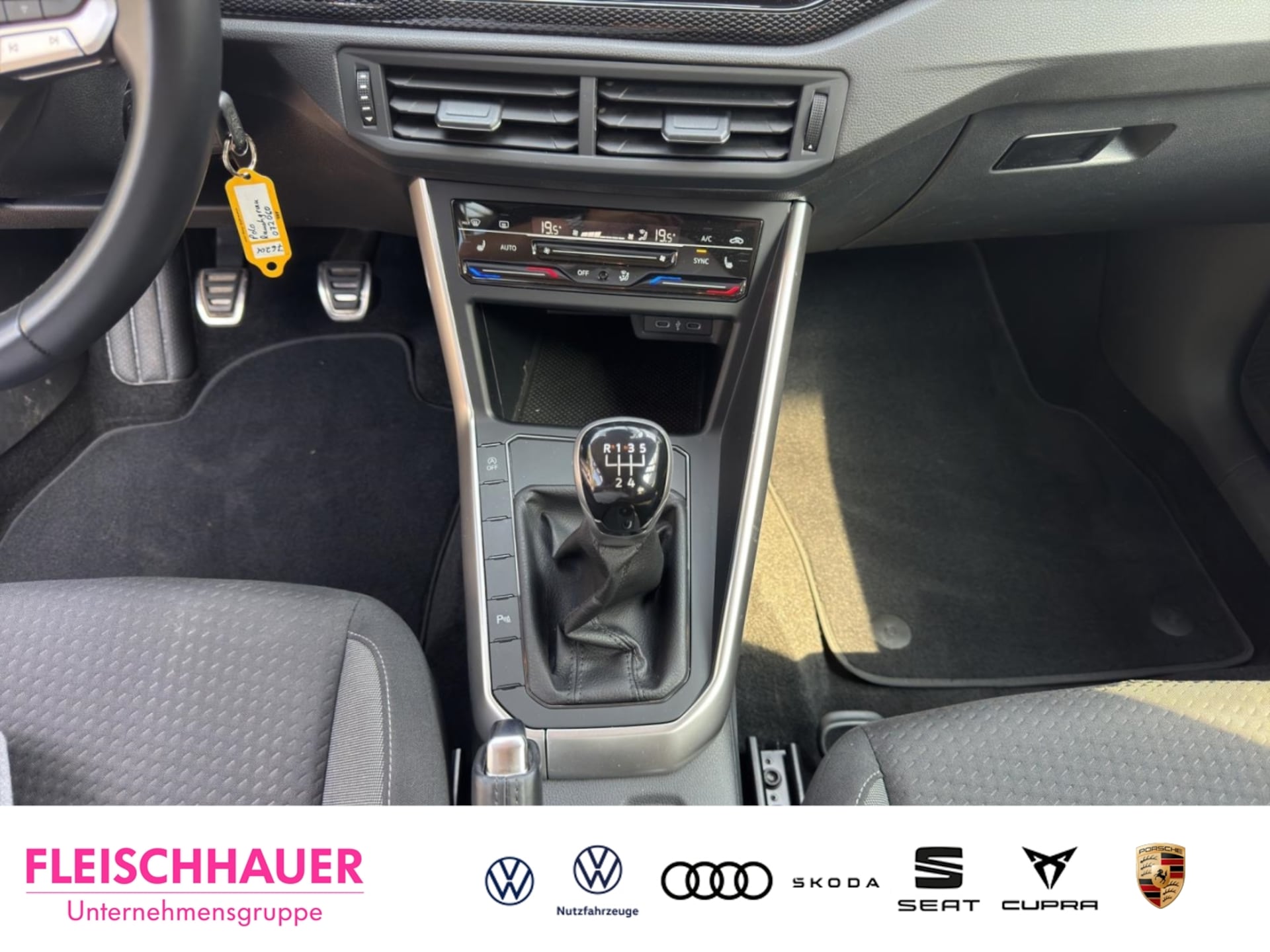 Volkswagen Polo Active