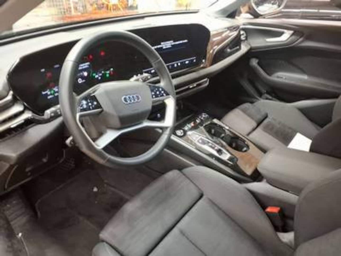 Bild über Audi A5 Avant e-hybrid e-hybrid quattro 220 kW S tronic - für weitere Informationen kontaktieren Sie den Audi Partner