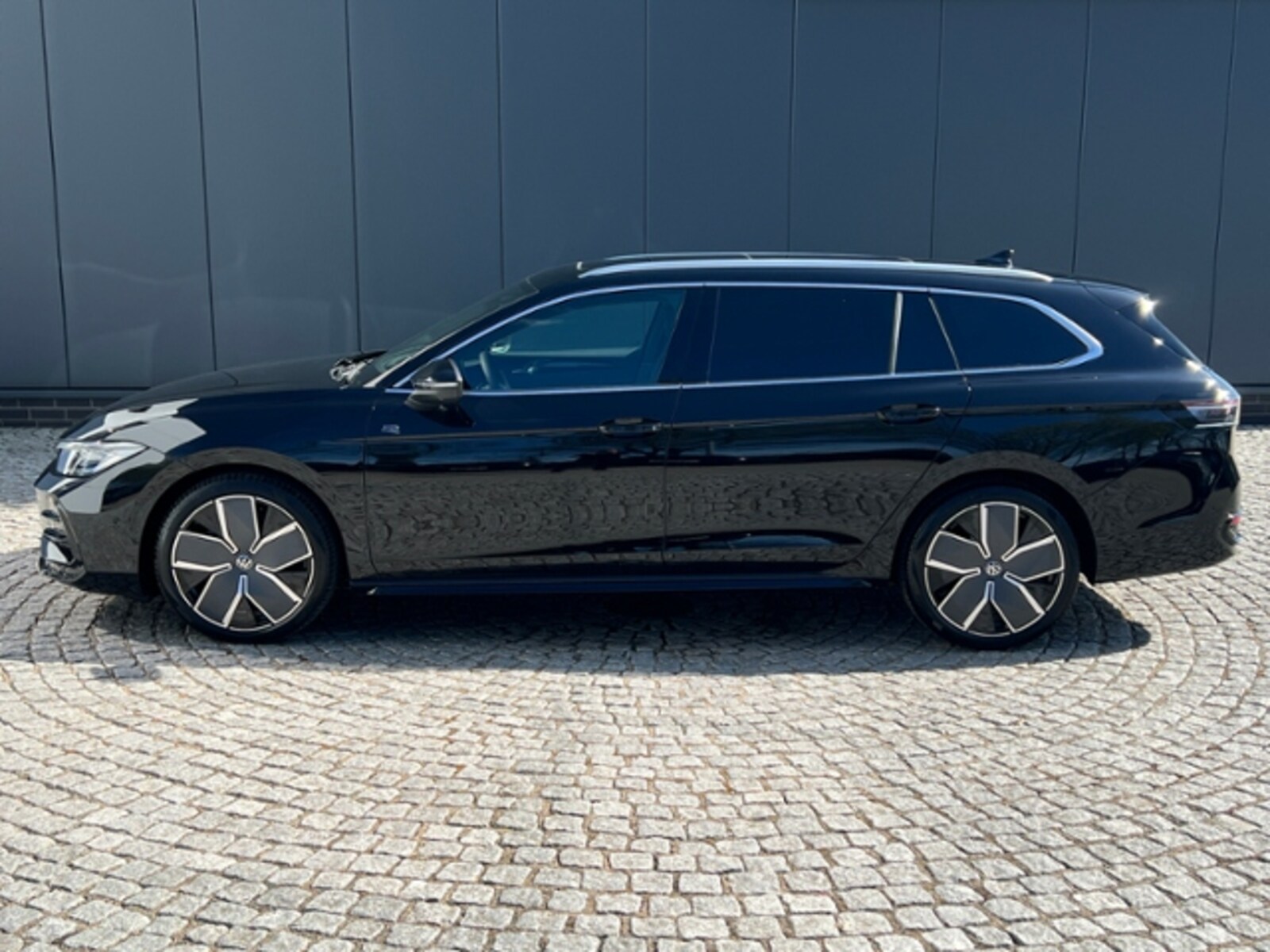 Volkswagen Passat – Bild 3