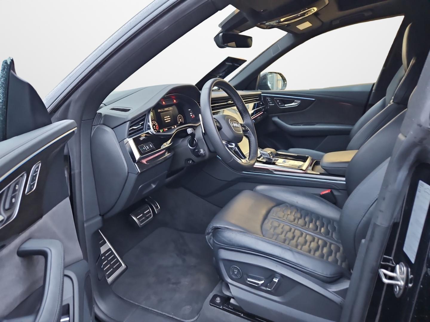Image about Audi RS Q8 TFSI quattro tiptronic