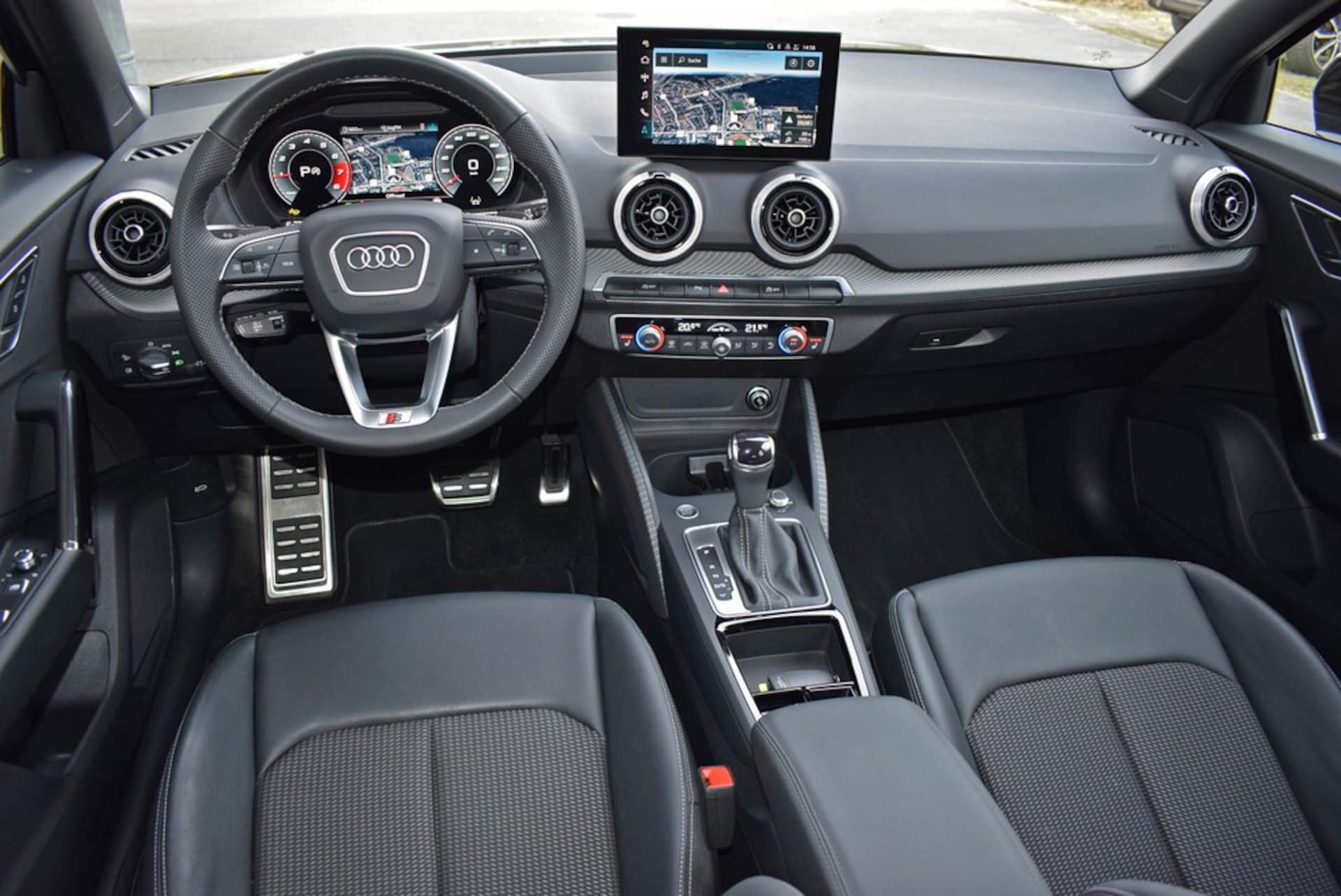 Audi Q2 S line