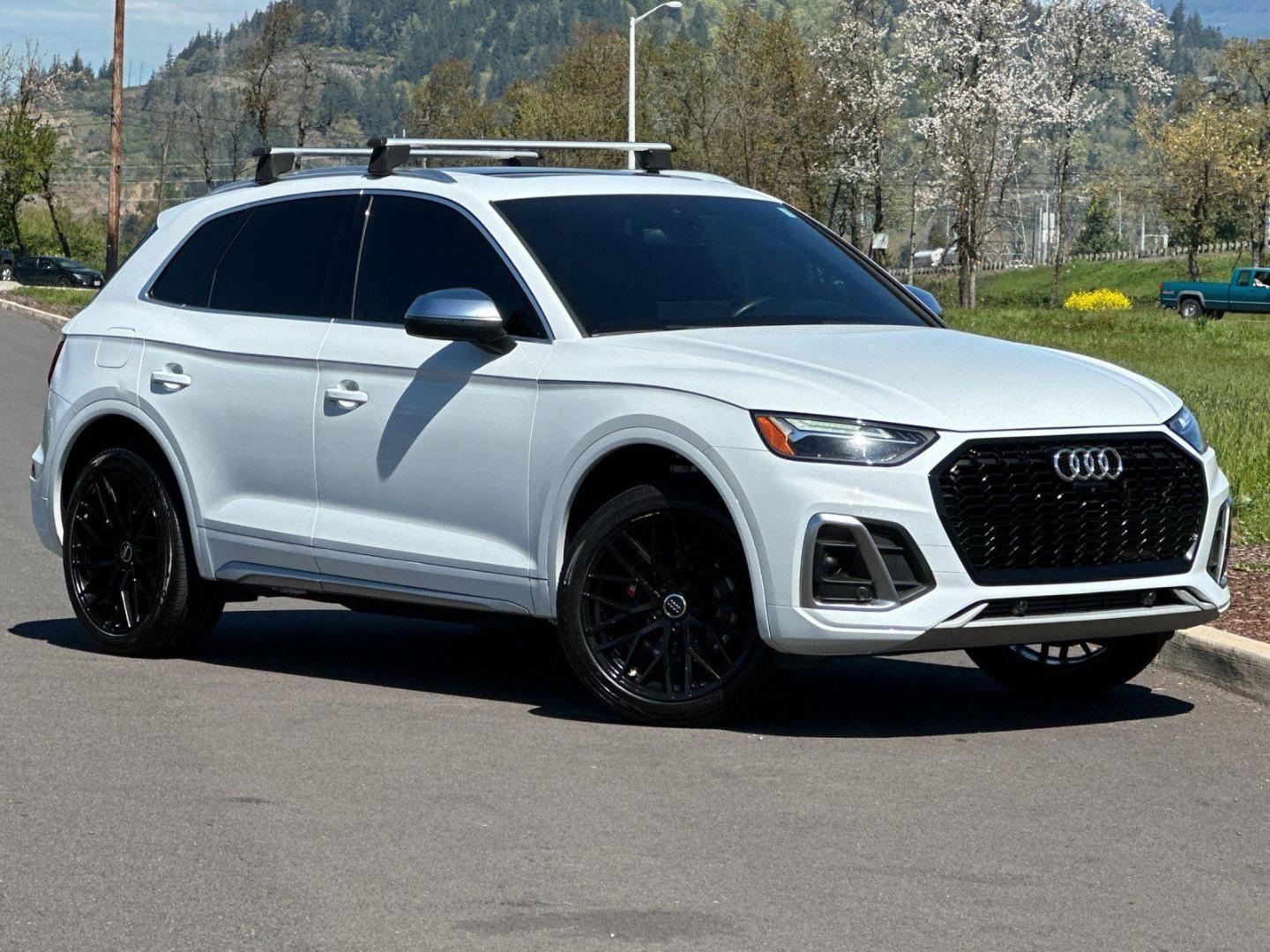 2021 Audi SQ5 Premium Plus's photo