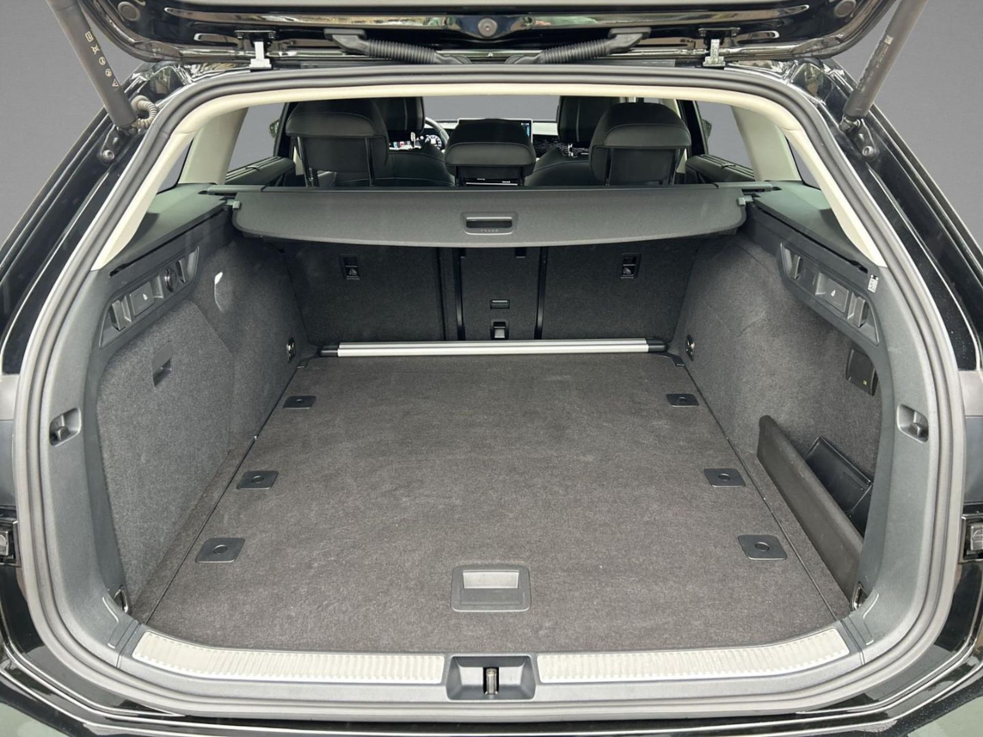 Volkswagen Passat Elegance