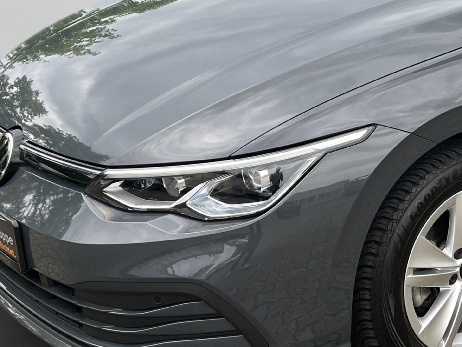 Volkswagen Golf Life