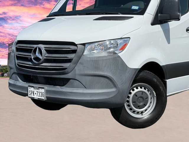2022 Mercedes-Benz