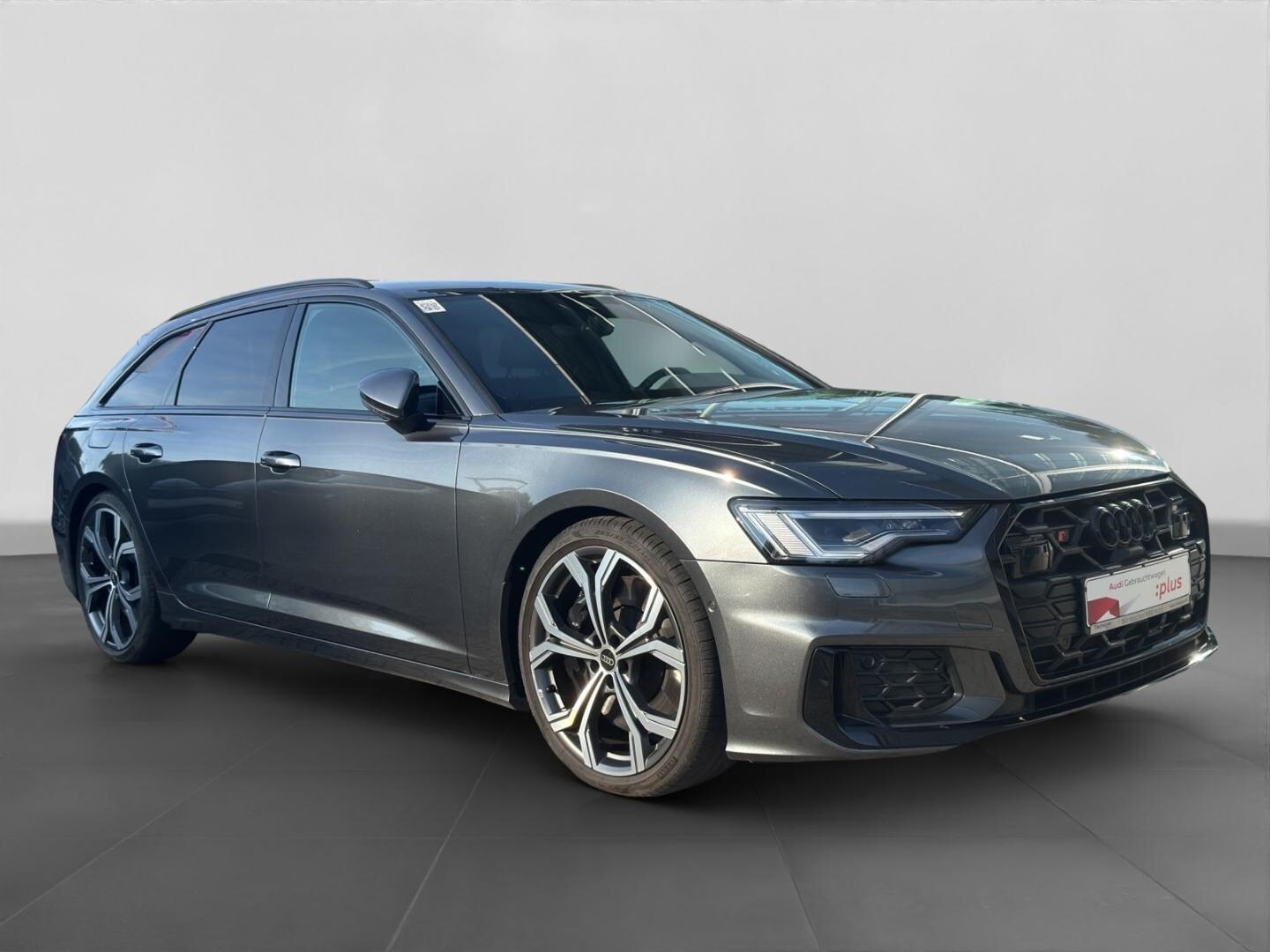 Bild über Audi S6 Avant S6 Avant TDI 253(344) kW(PS) tiptronic - für weitere Informationen kontaktieren Sie den Audi Partner
