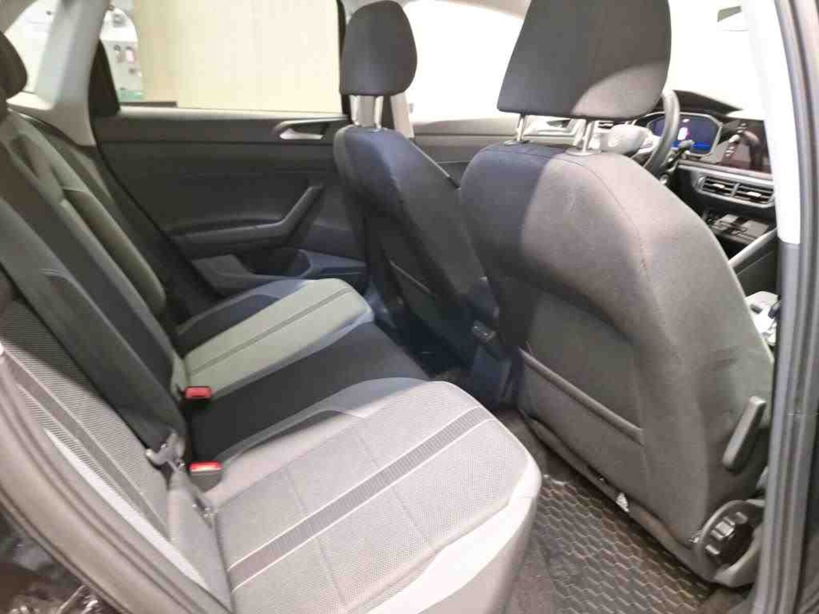 Volkswagen Polo – Bild 9