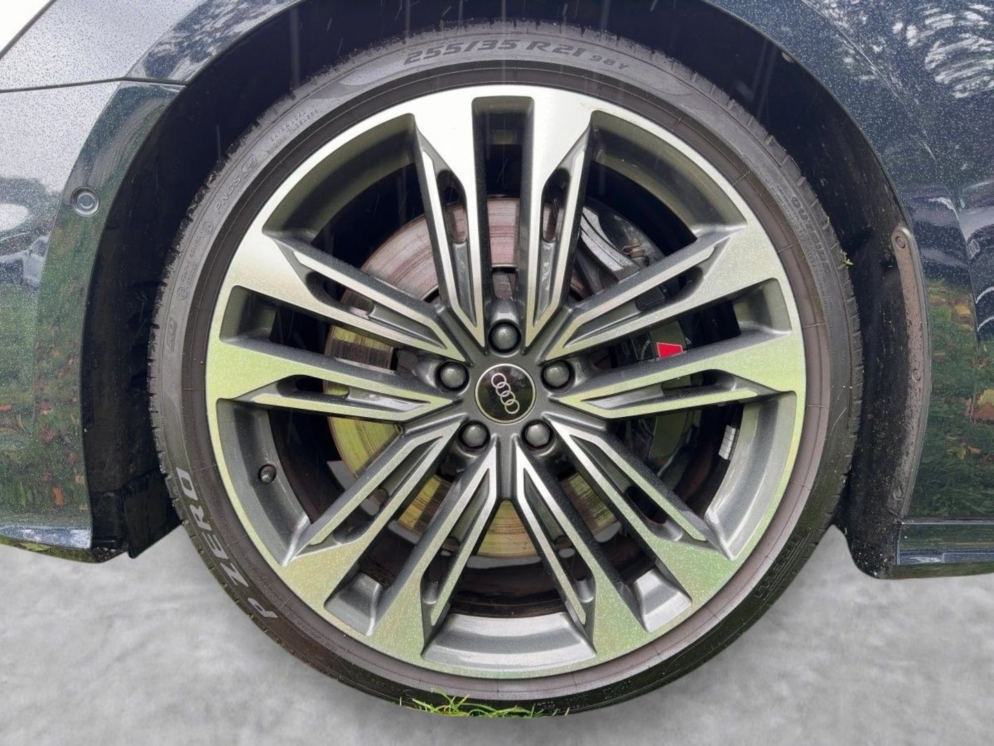 Bild über Audi S6 Avant TDI quattro tiptronic - für weitere Informationen kontaktieren Sie den Audi Partner